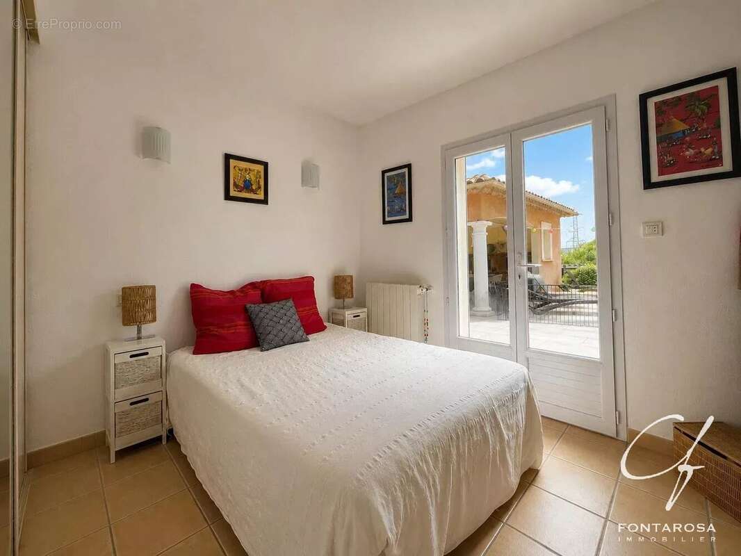 Villa avec piscine secteur Puget-Sur-Argens - photo 13