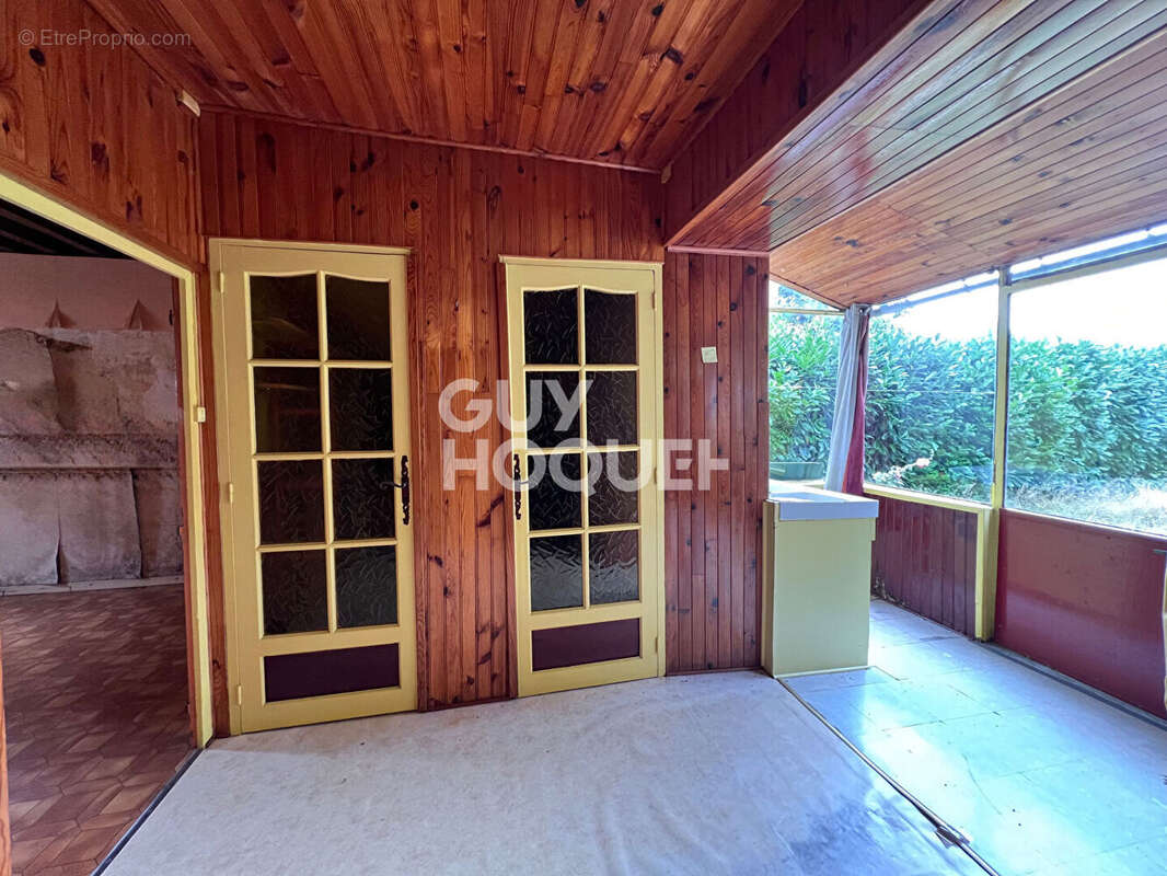 Maison à CHARBONNAT