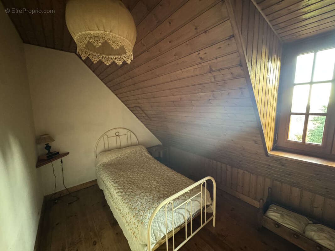 Maison à LIGINIAC