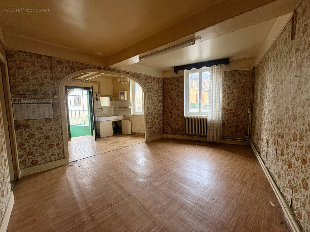Maison à LA NOCLE-MAULAIX