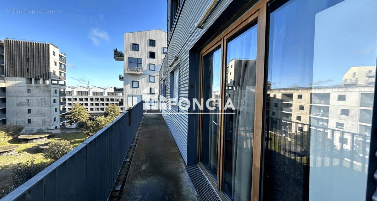 Appartement à BORDEAUX
