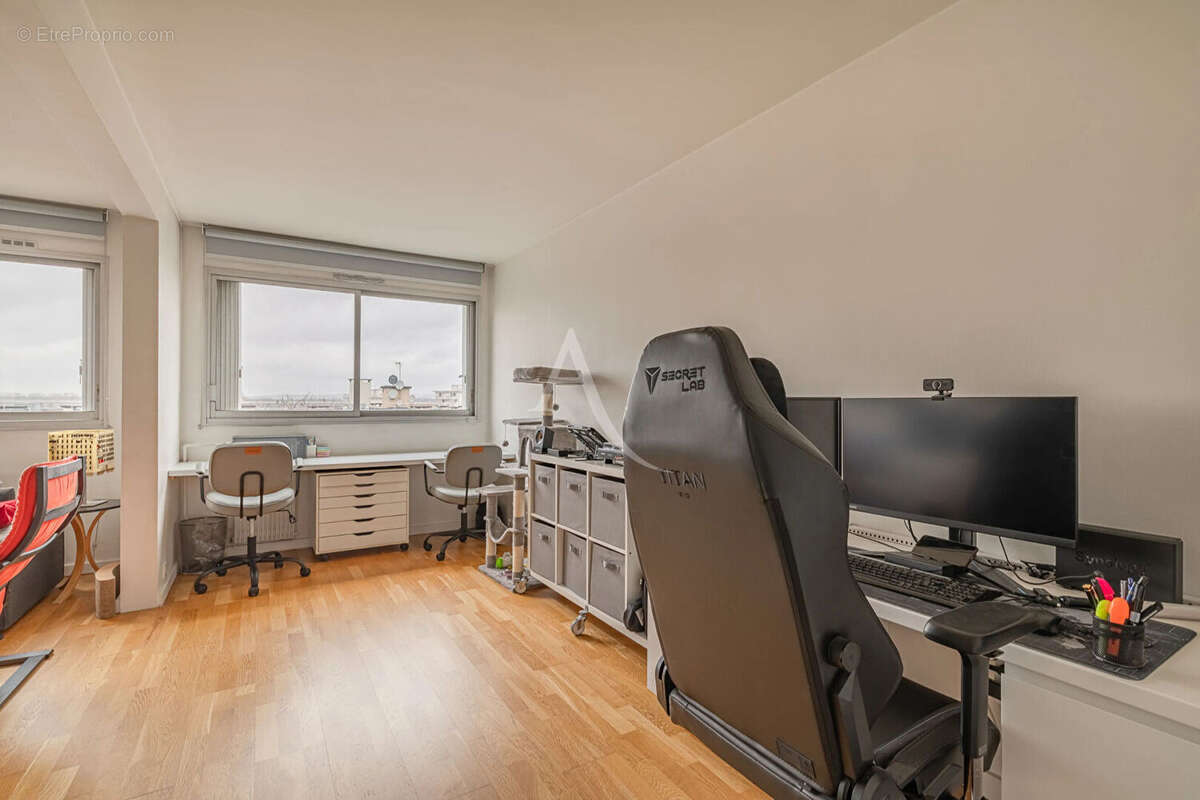 Appartement à LE BOURGET