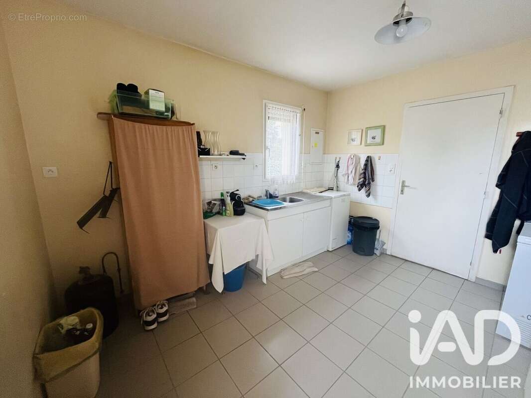 Maison 153 m² à Coesmes  - photo 4