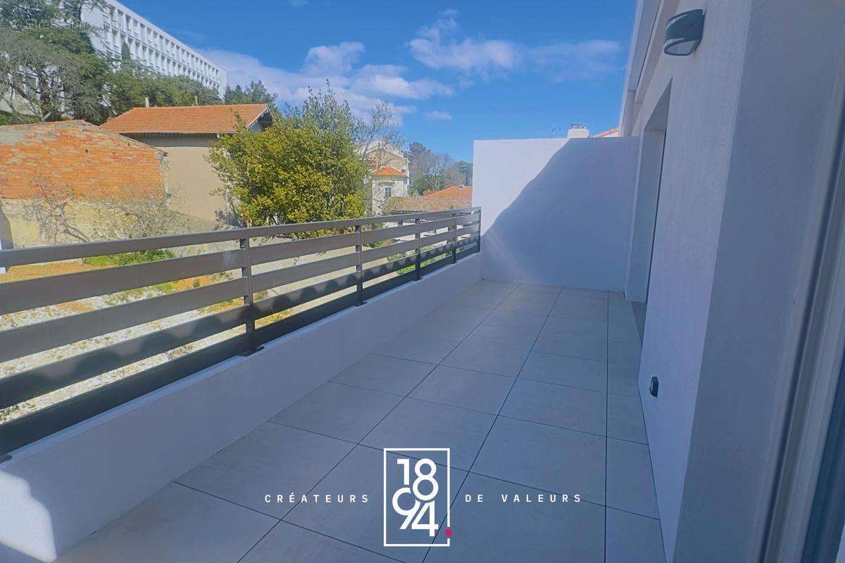 Appartement à NIMES