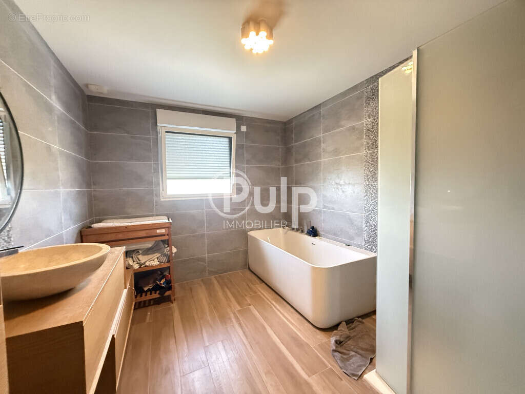 maison à vendre à la gorgue - photo 7