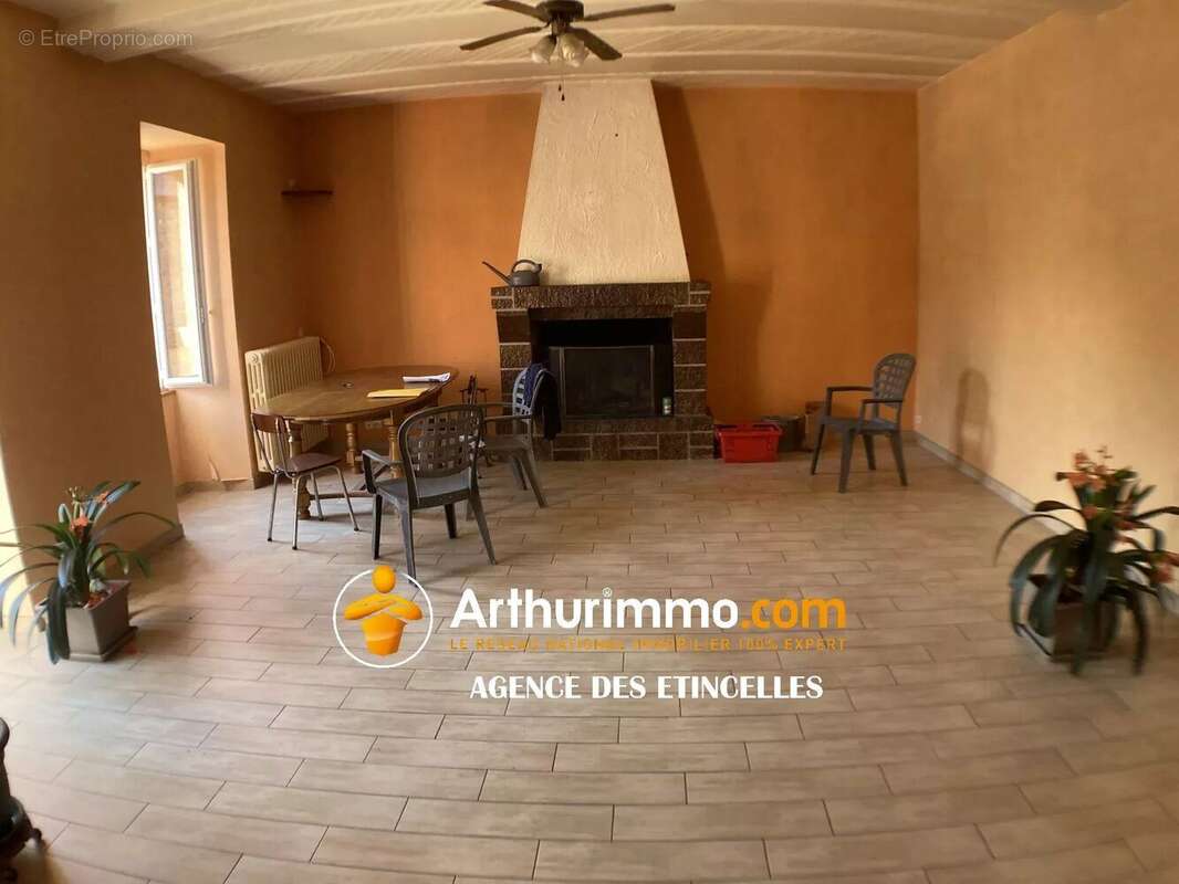 Maison à MARTIGNE-FERCHAUD