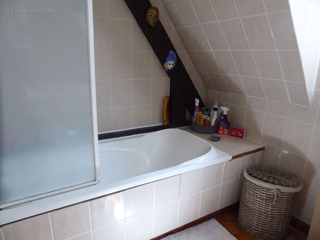 Maison à PONT-L'EVEQUE