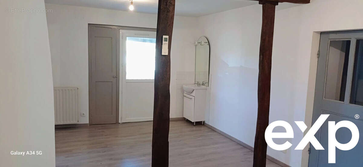 Maison à AISY-SUR-ARMANCON