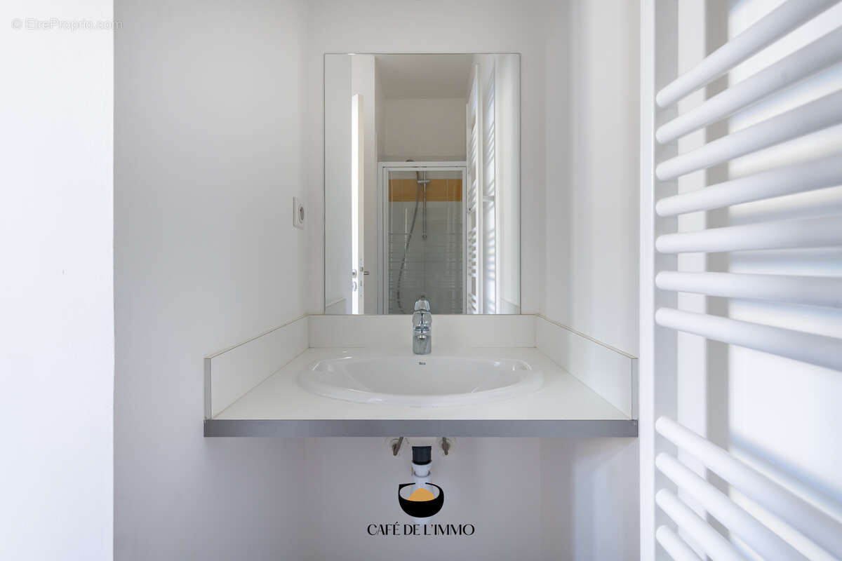 Appartement à MARSEILLE-2E