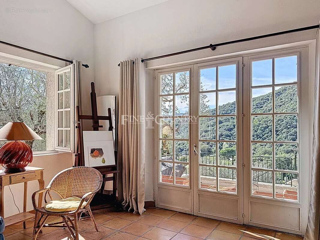 Maison à AURIBEAU-SUR-SIAGNE