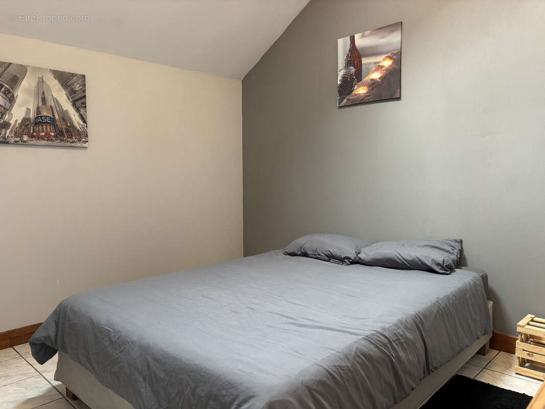 Maison à SAINT-LANGIS-LES-MORTAGNE