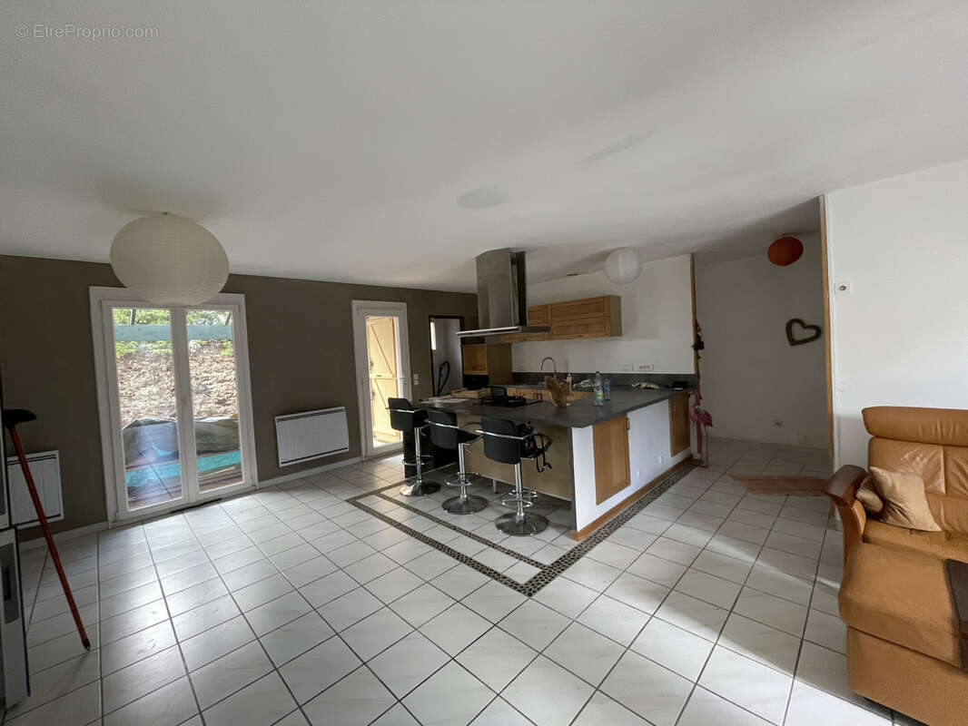 Maison à TOUROUZELLE