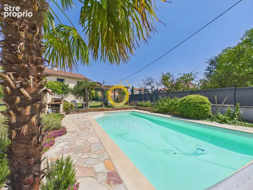 Maison 6 pièces 130 m2 terrain 1300m2 avec piscine - photo 11