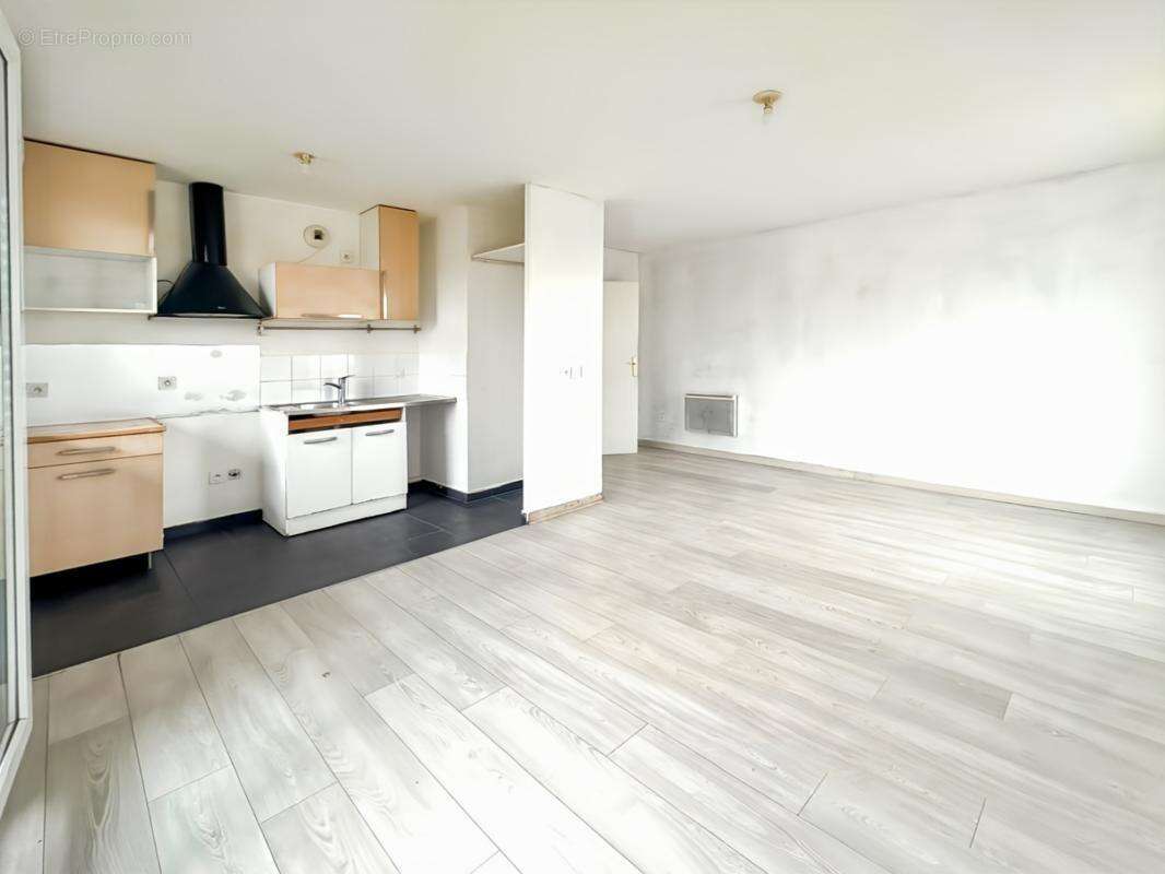 Appartement à LIEUSAINT