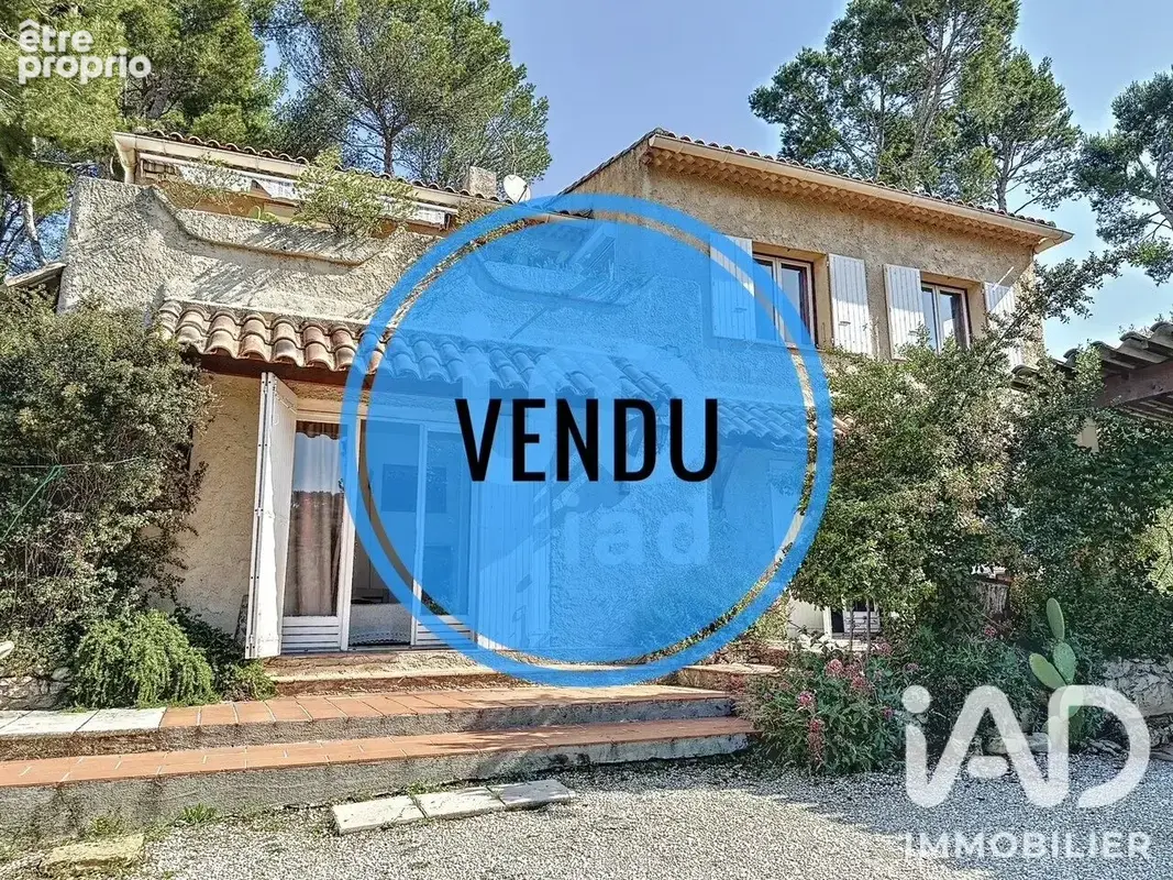 Photo 1 - Maison à CARNOUX-EN-PROVENCE