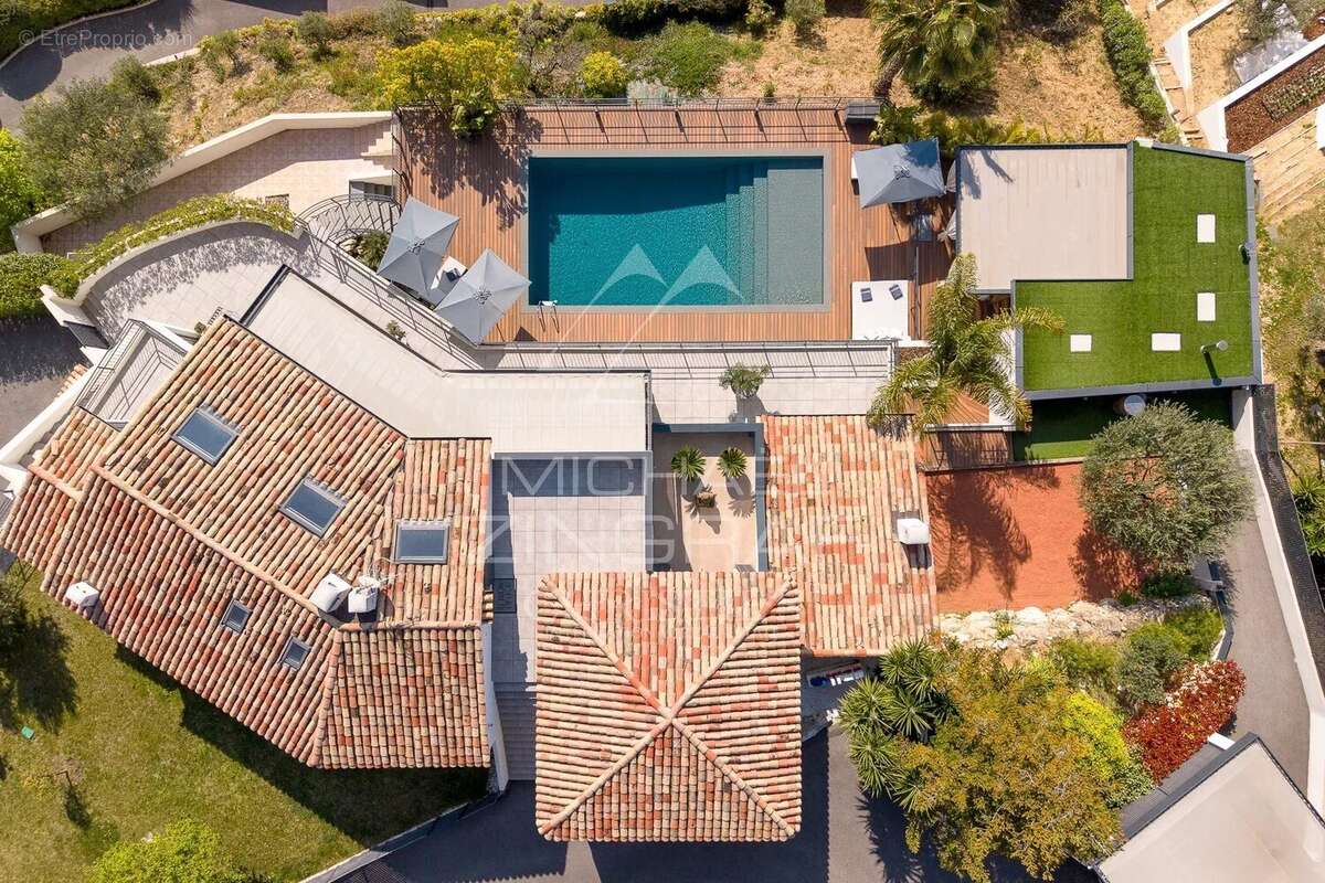 Maison à CAGNES-SUR-MER