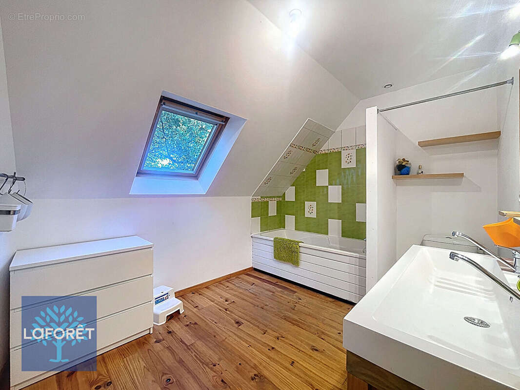 Maison à ERCE-PRES-LIFFRE