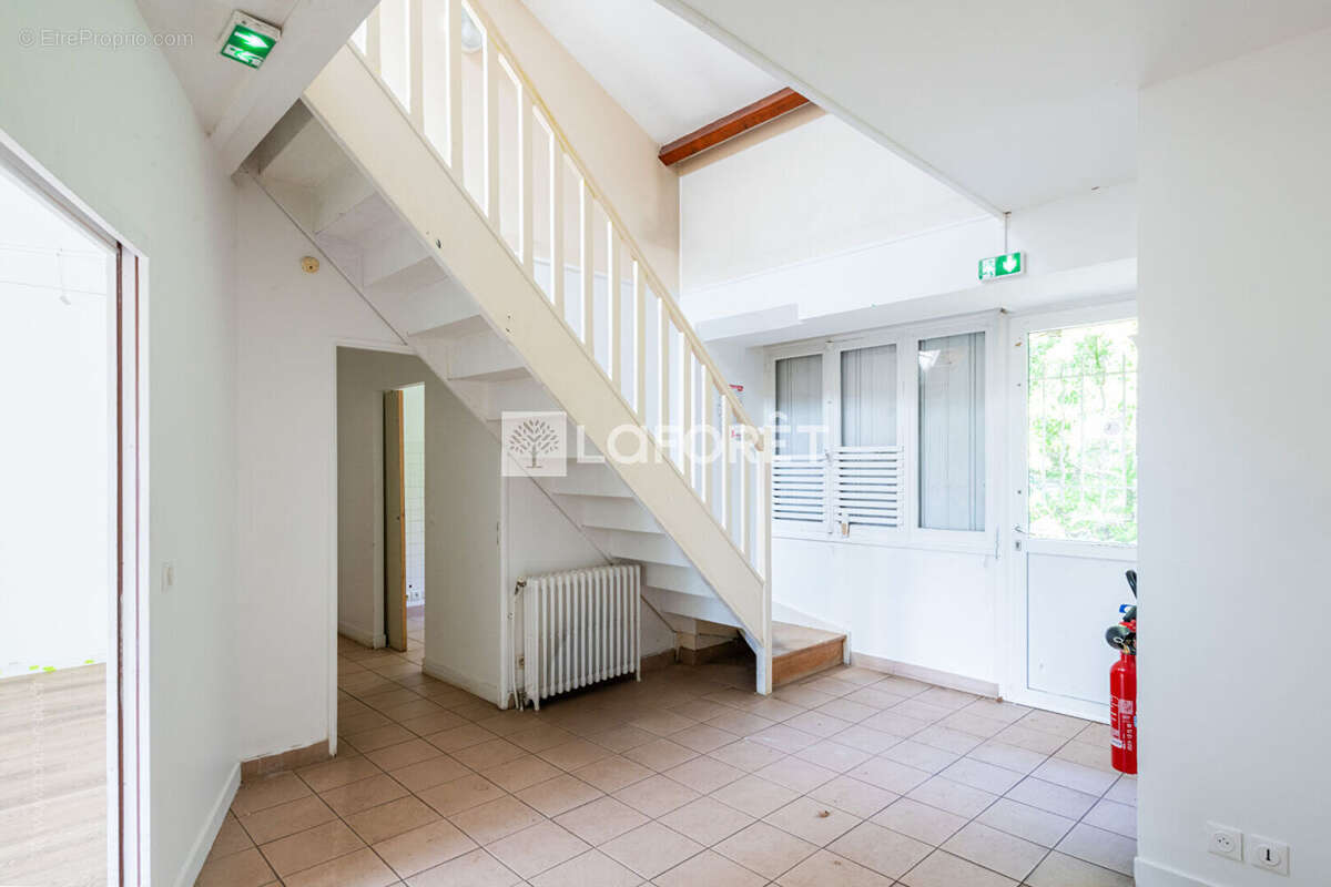 Maison à LA CELLE-SAINT-CLOUD