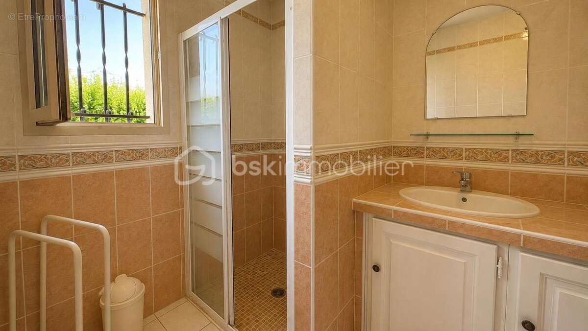  maison de plain-pied 107 m² – 3 chambres – garage – terrain d’environ 2 000 m² - photo 10