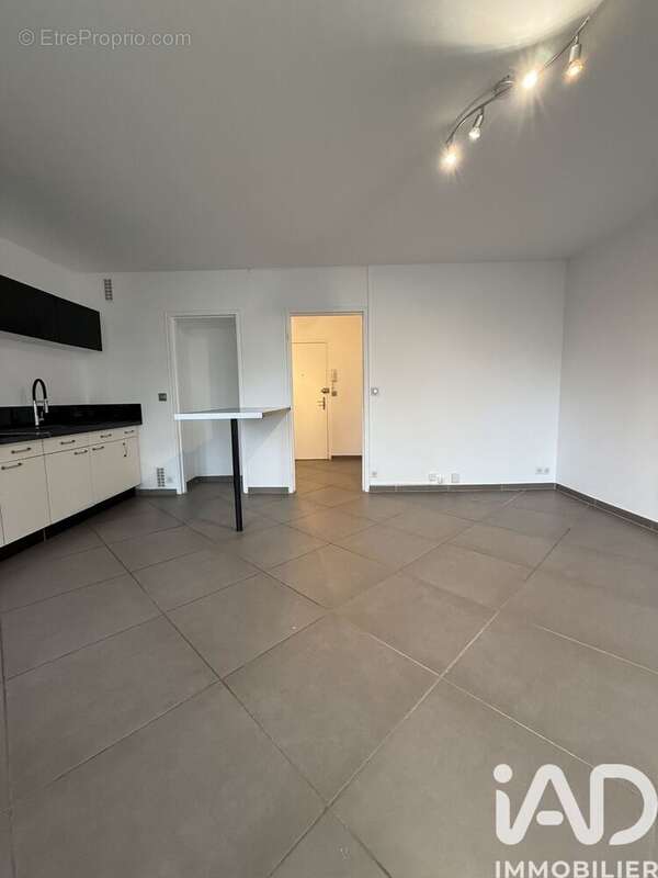 Photo 2 - Appartement à REIMS