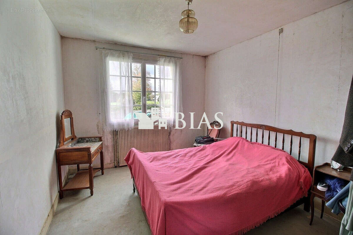 Maison à LA HALLOTIERE