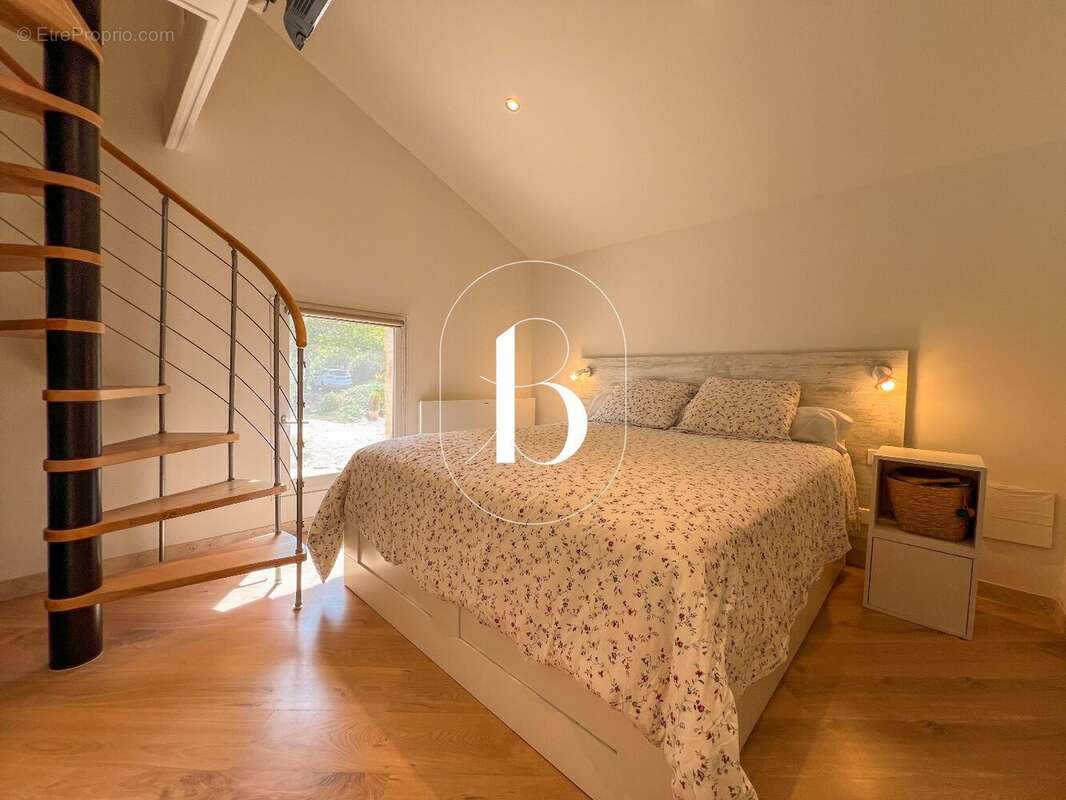 Maison à SAINT-PAULET-DE-CAISSON