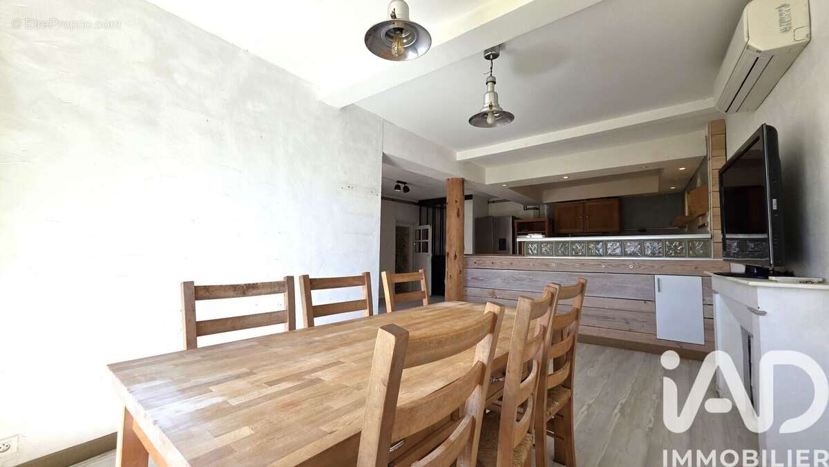 Maison 138 m² à Sauvagnat-Sainte-Marthe  - photo 7