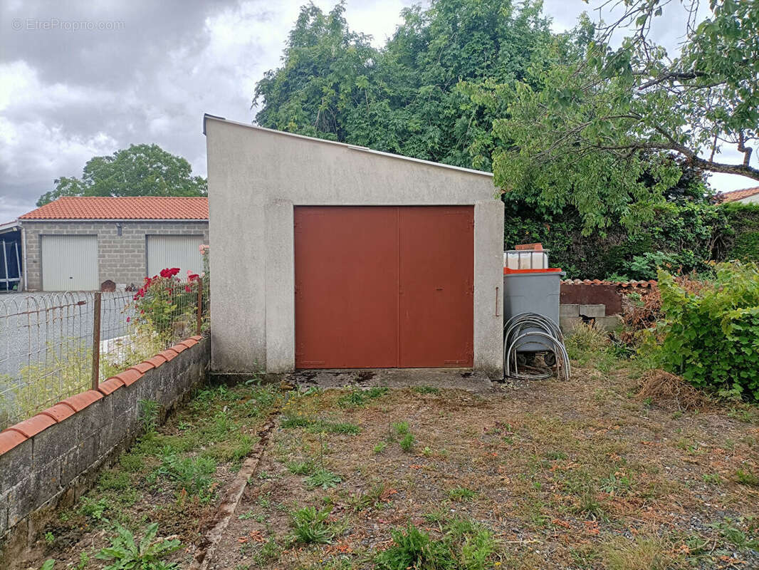 Maison à TONNAY-CHARENTE