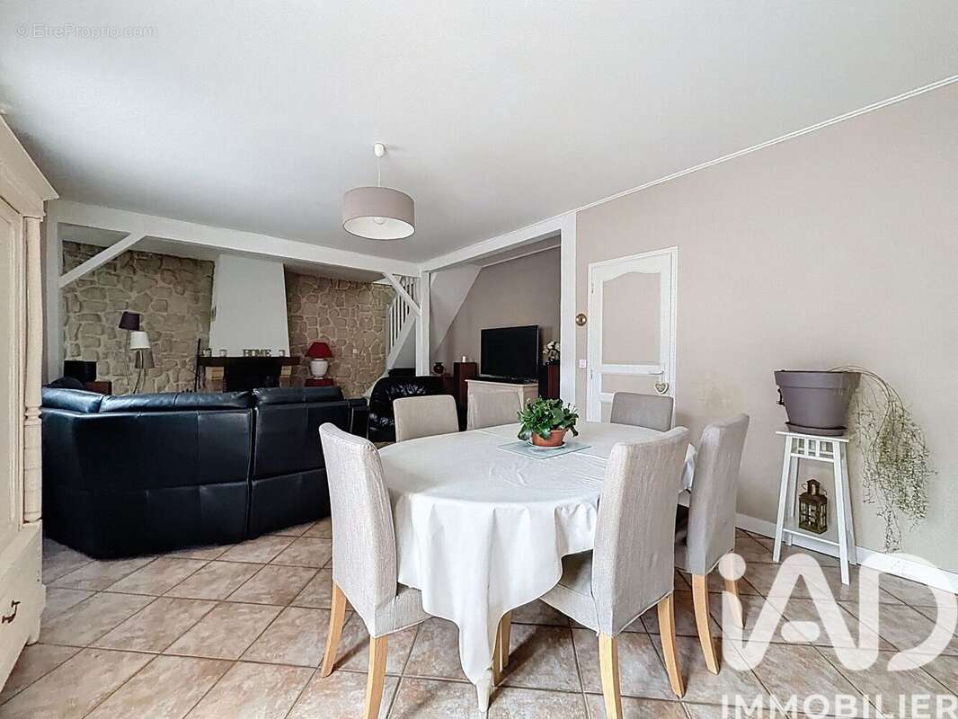 Photo 3 - Maison à ERMONT