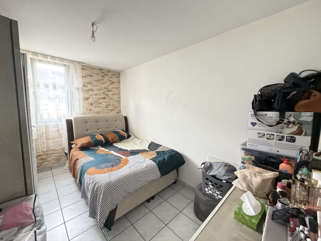 Appartement à FONTAINE