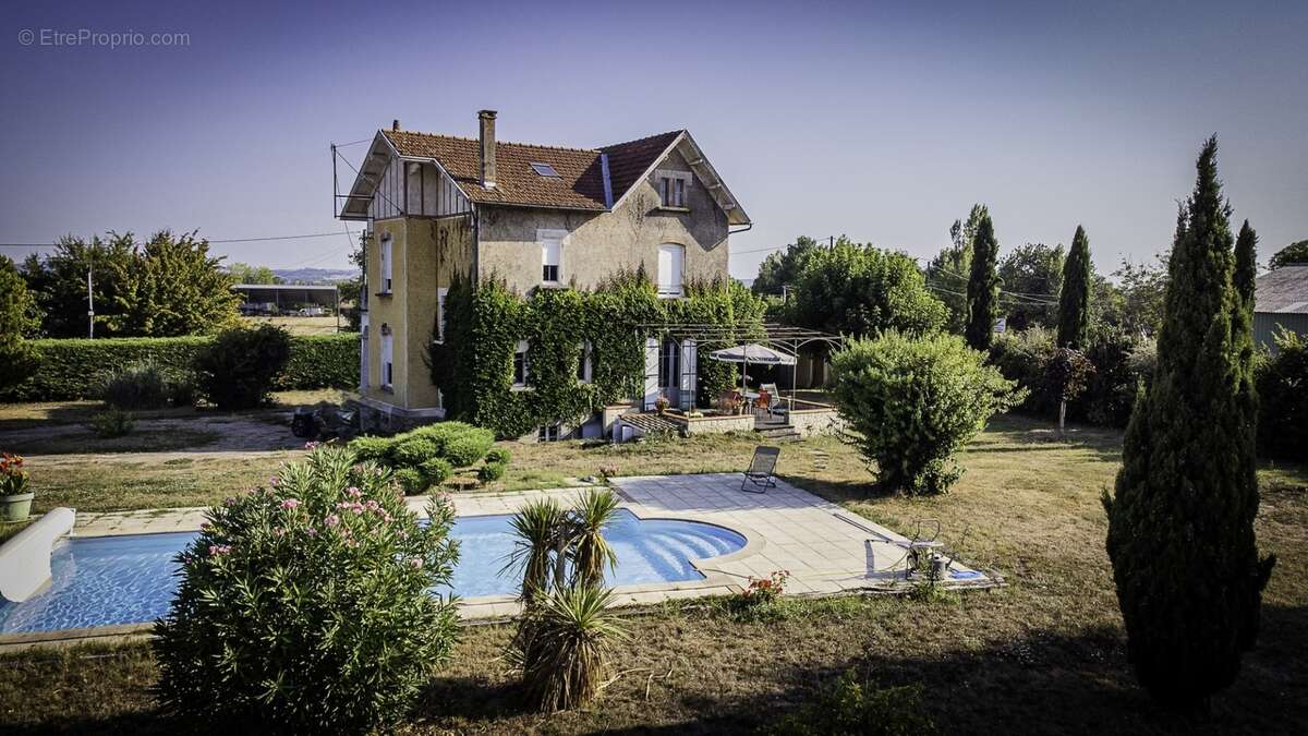 Maison à CLAIRAC
