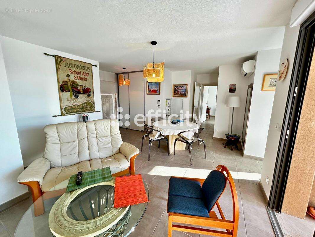 Appartement à MANDELIEU-LA-NAPOULE