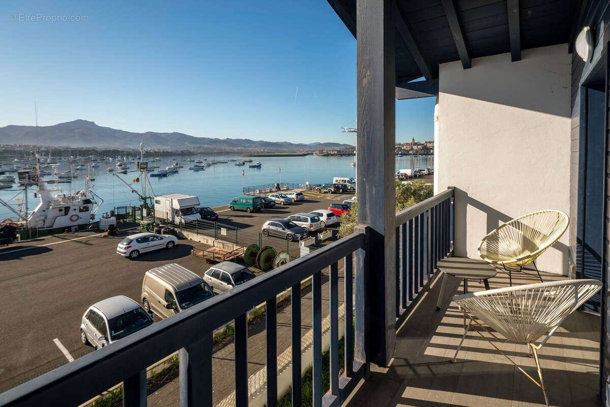 Immeuble de 135m2 situe au port de la floride avec vue magnifique - photo 21