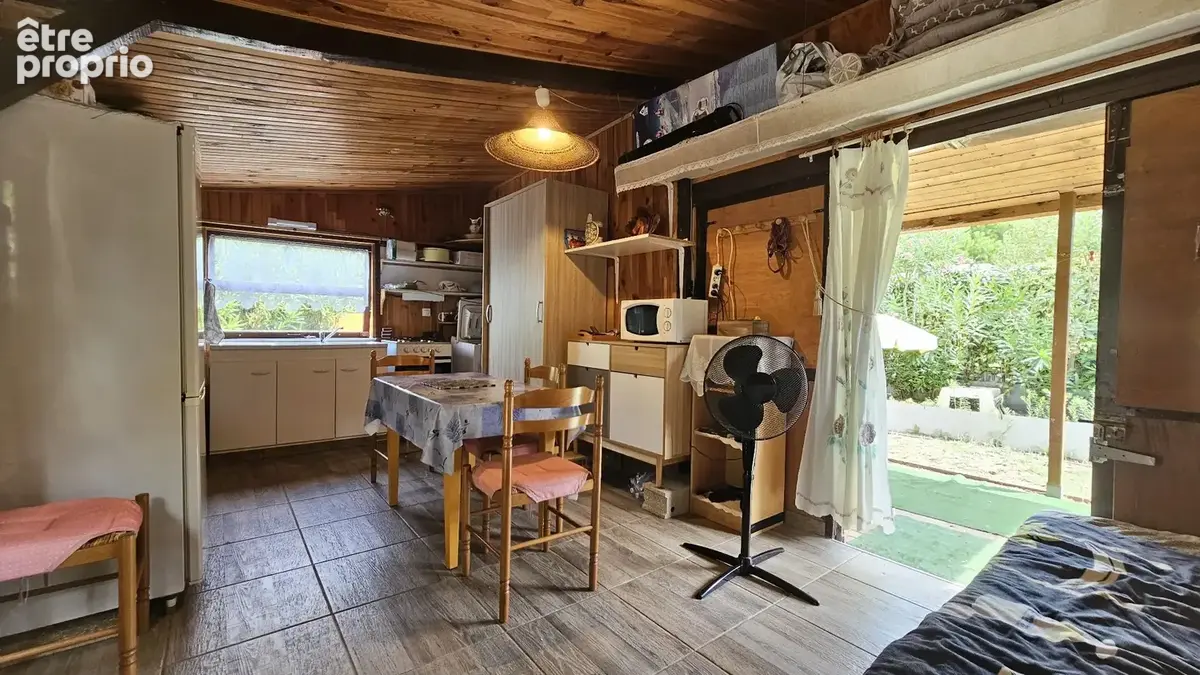 Terrain de loisir arboré de 380m²  avec un bâti et extérieurs - photo 5
