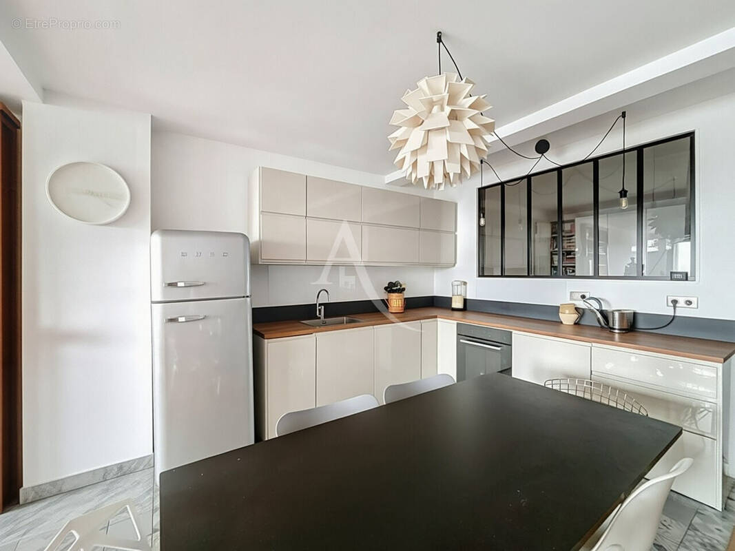 Appartement à SURESNES