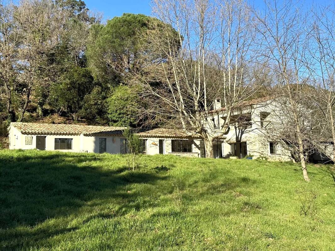 Maison à LA GARDE-FREINET