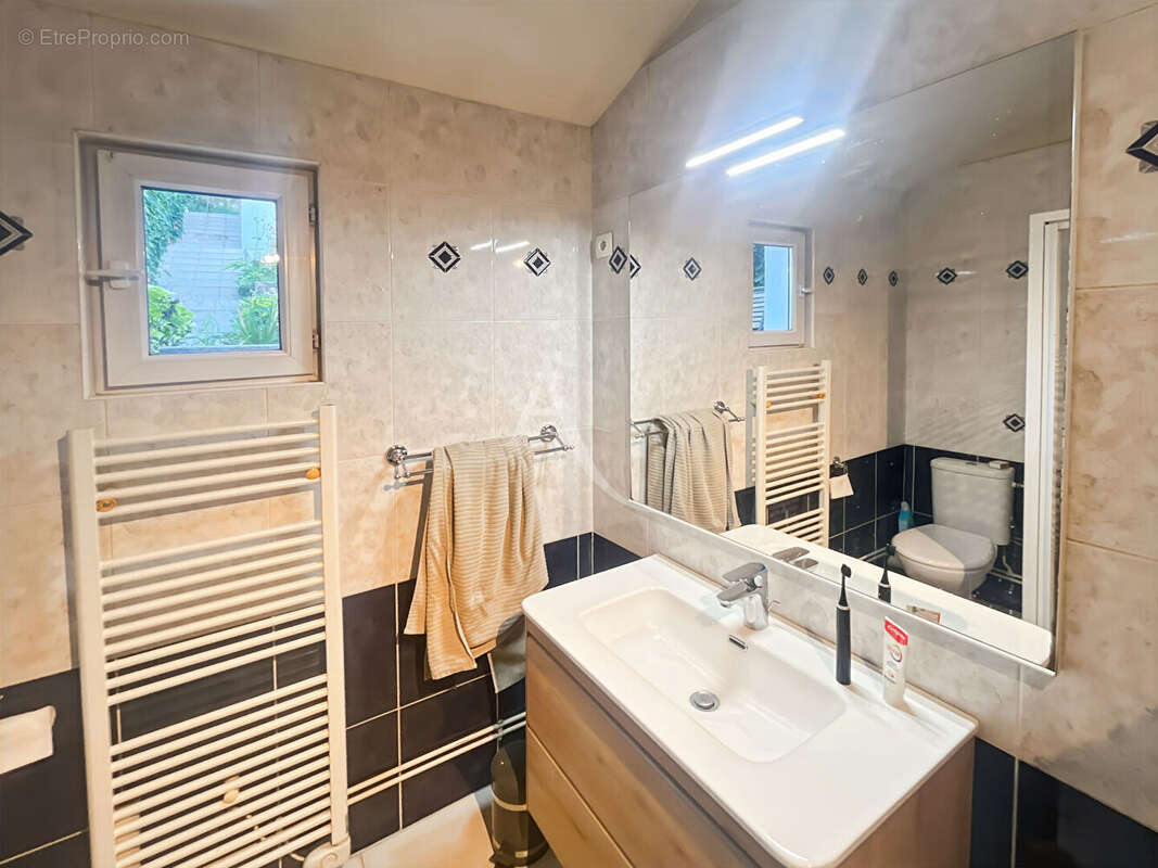 Maison à VAUX-SUR-SEINE