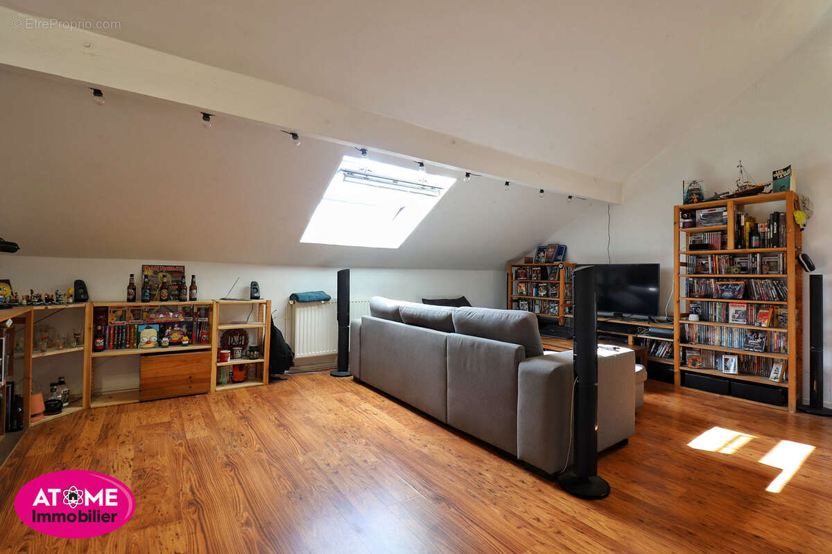 Maison à SAINTE-MARIE-AUX-CHENES