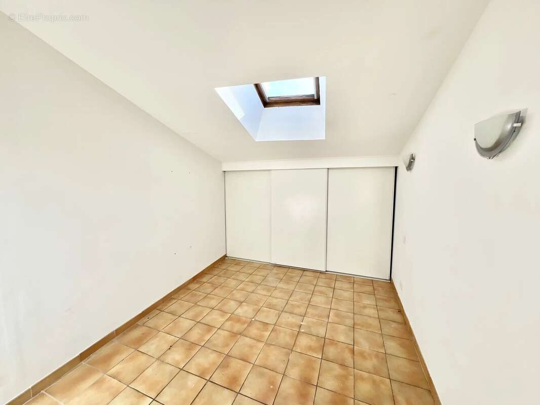 Appartement à FORCALQUEIRET