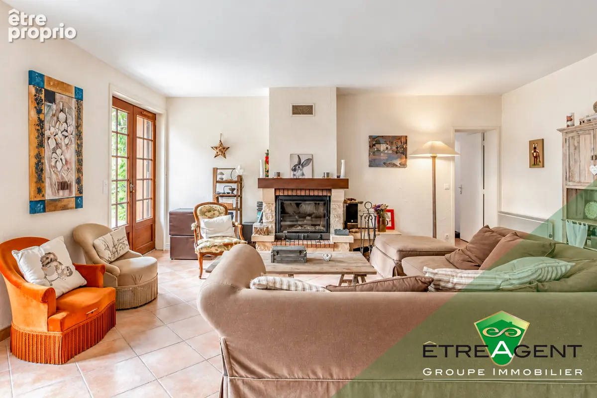 Maison LONGNY LES VILLAGES - 231 m² - 6 chambres - photo 5