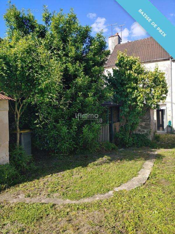 Maison à NEUILLY-SAINT-FRONT