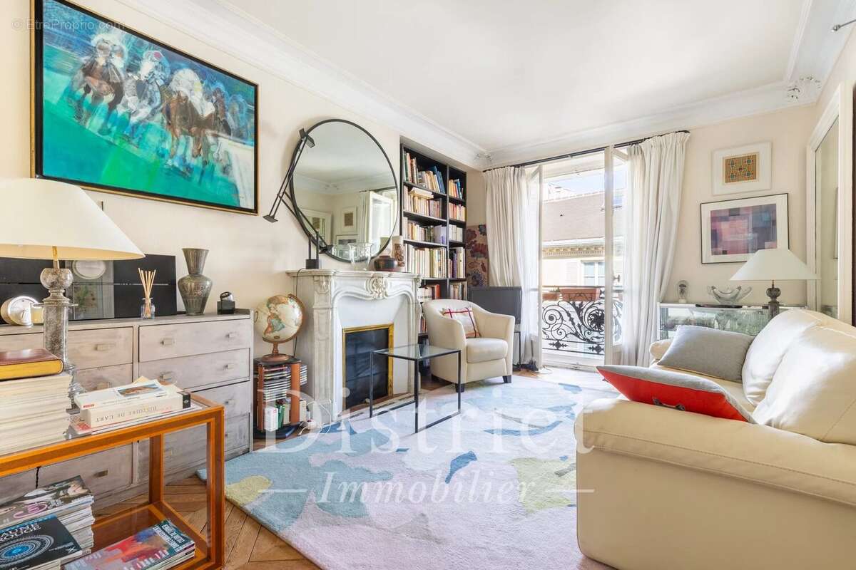 Appartement à PARIS-5E
