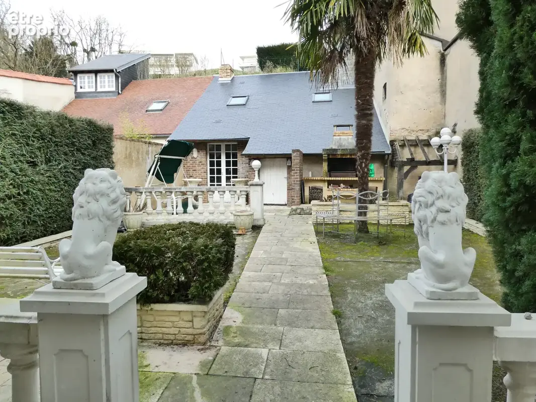 Maison de ville - 5 chambres - Garage et jardin - photo 13
