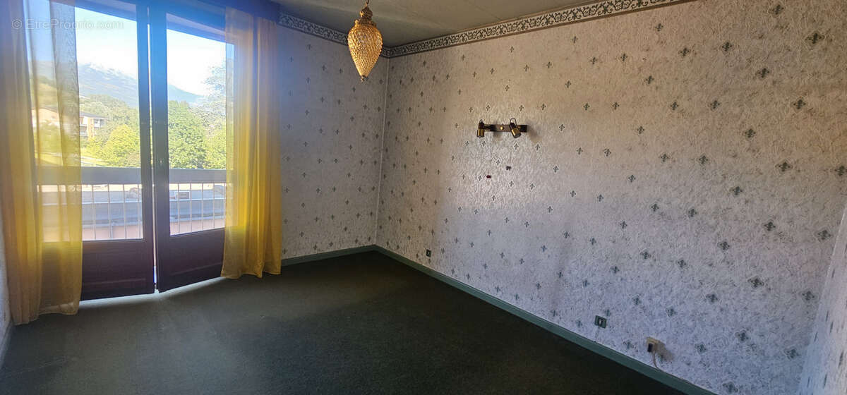 Appartement T4 avec garage, rue des silos à Gap - photo 7