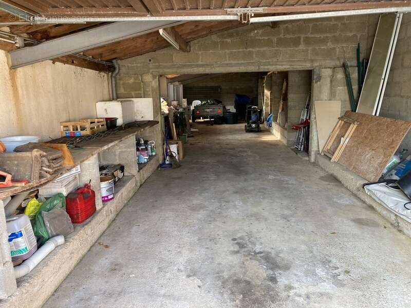 Maison à VOIVRES-LES-LE-MANS