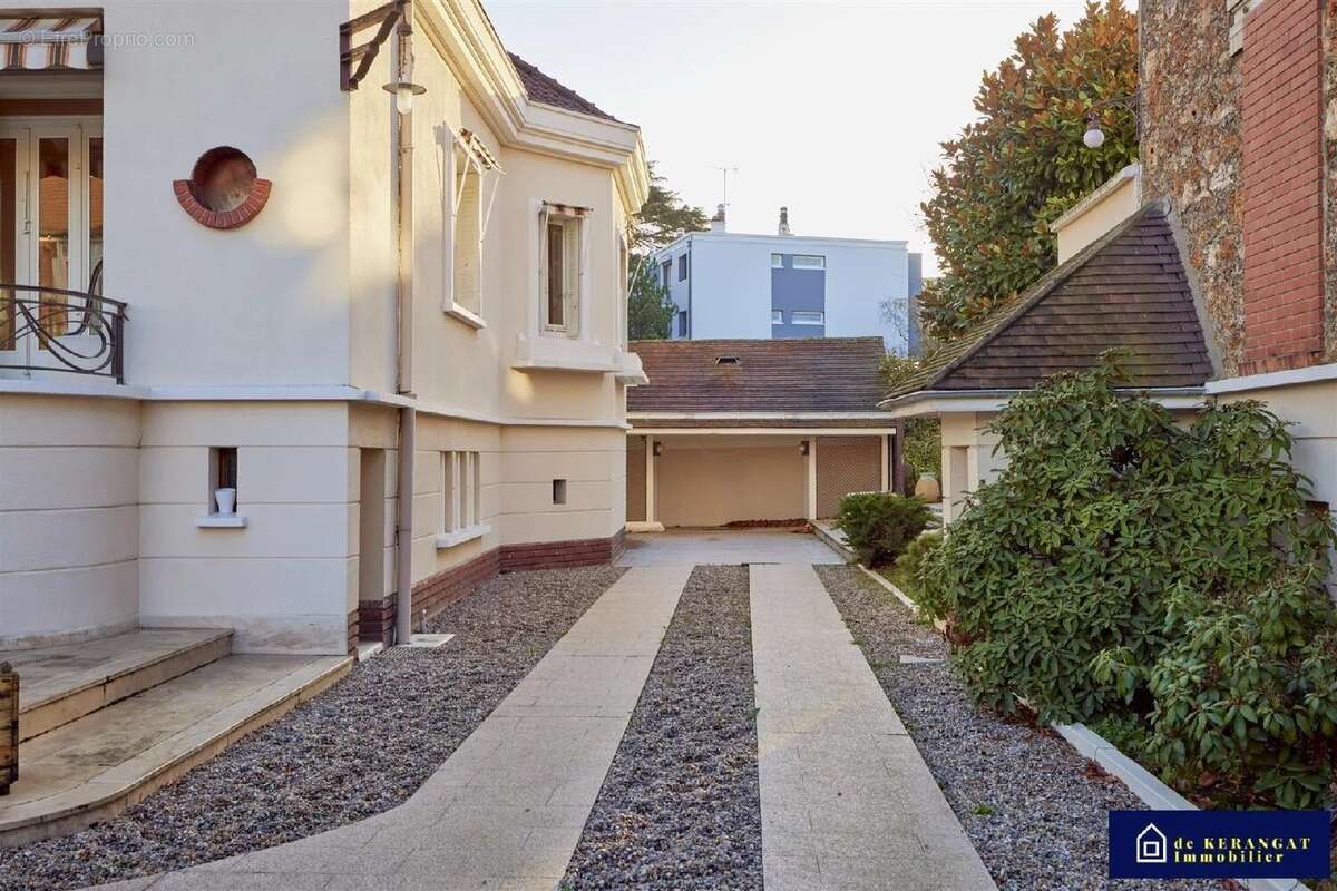 Maison à BOURG-LA-REINE