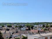 Appartement à LES CLAYES-SOUS-BOIS