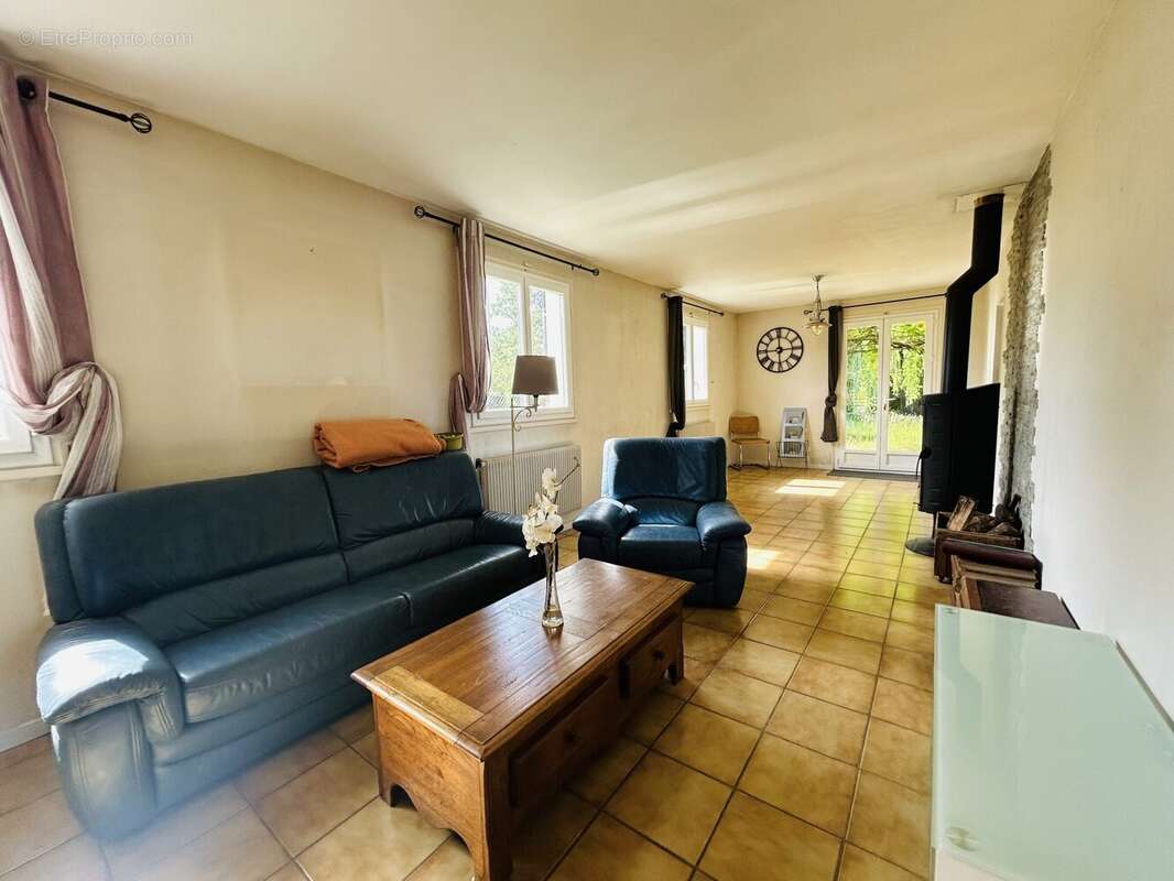Maison à CHOISY-AU-BAC