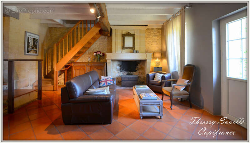 Maison en pierre, 16 pièces, 8 chambres - photo 4