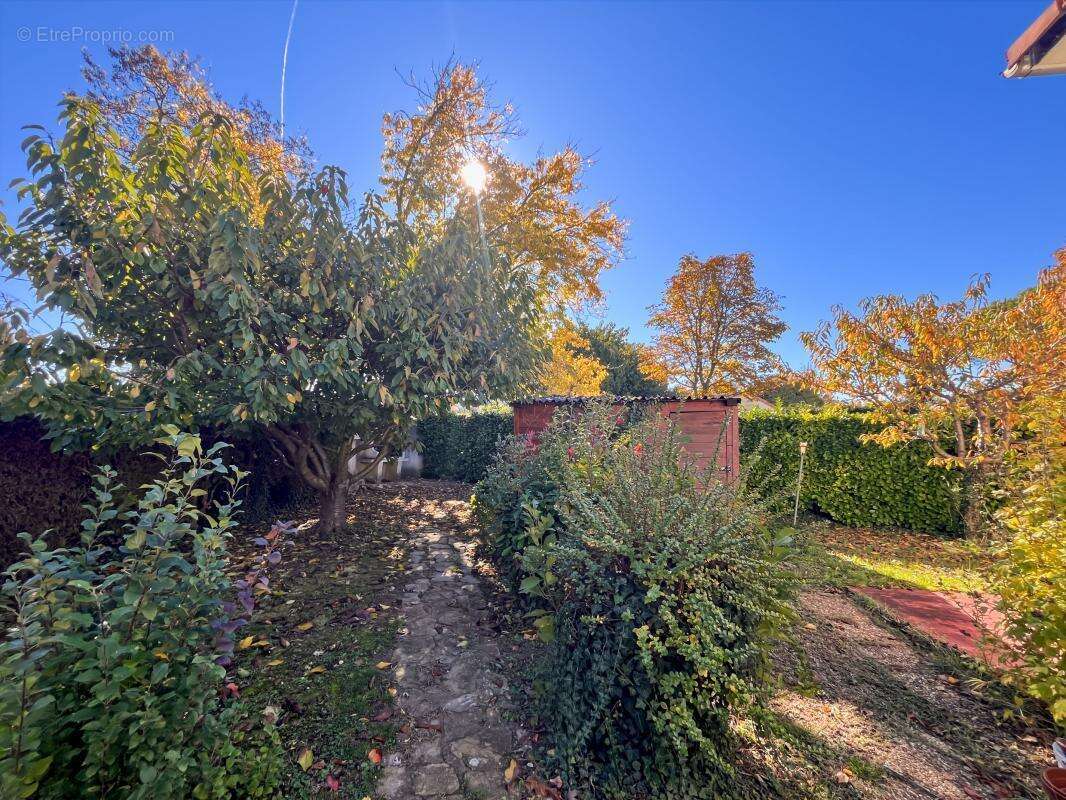 Maison à LIVRON-SUR-DROME